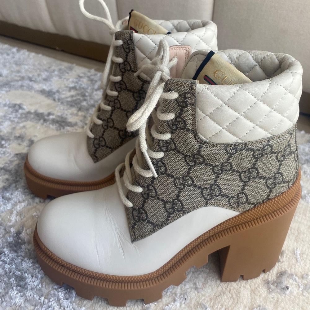 Gucci Women's White GG ankle boots - Picture 1 of 3